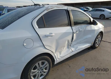 2018 Chevrolet Sonic Ls Auto z USA, uszkodzony, nr VIN 1G1JB5SH5J4107059